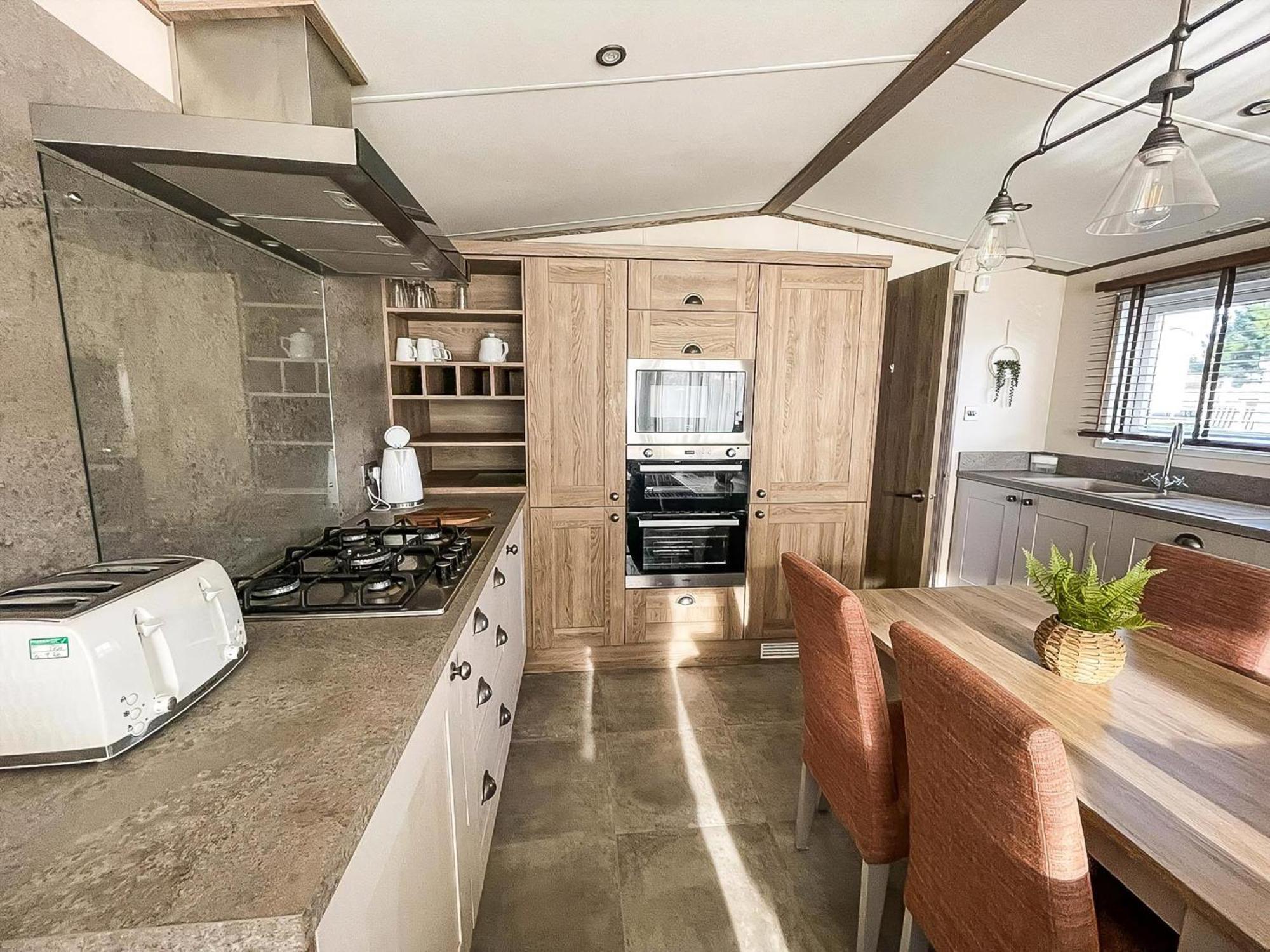 Stunning 8 Berth Caravan With Decking At Kessingland Beach Ref 90017D Benacre Εξωτερικό φωτογραφία